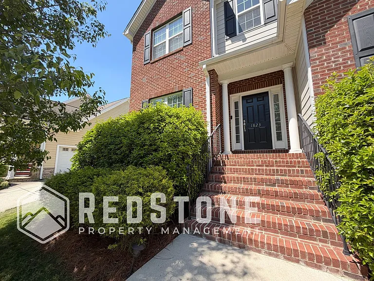 1823 Buxton Way — Photo 50