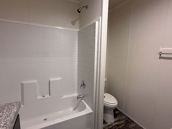 5th image of 75 W 250 N #13