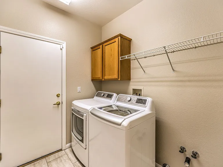 3713 Spring Shadow Rd — Photo 25