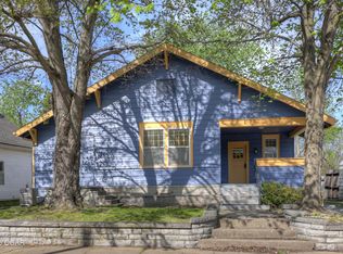 1213 Keller St, Carthage, MO 64836