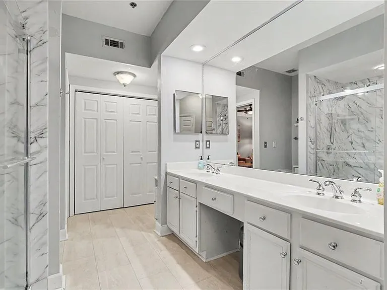 3777 Peachtree Rd NE #1105 — Photo 14