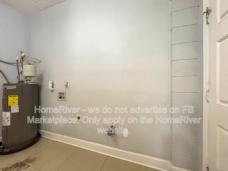 3668 Jammes Rd — Photo 11