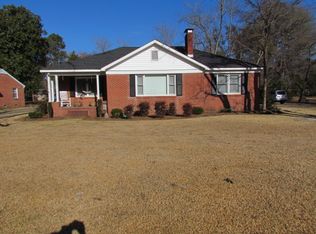 206 Knight Rd, Cheraw, SC 29520