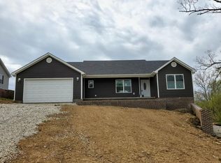 1000 Twin Oaks Blvd, Mount Sterling, KY 40353