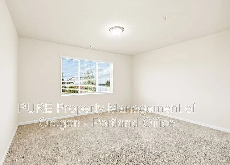 6714 NW 158th Ave — Photo 13