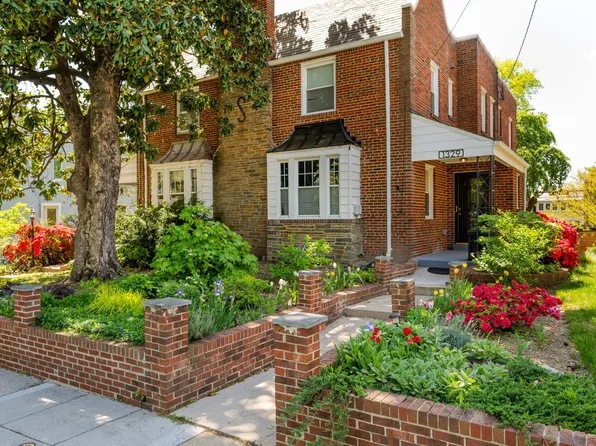 1329 Allison St NE, Washington, DC 20017