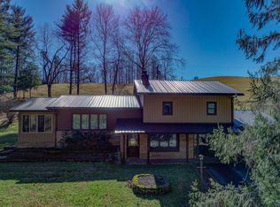 4702 Wilson Rd, Big Stone Gap, VA 24219