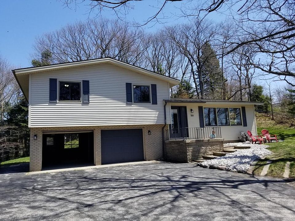 1st image of 166 Crescent Dr