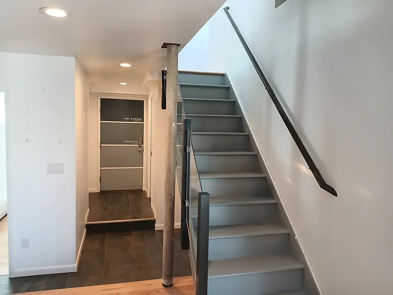 1 Hemstreet Ave — Photo 12