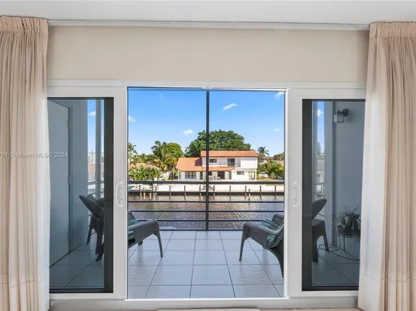 2829 NE 33rd Ct APT 207, Fort Lauderdale, FL 33306