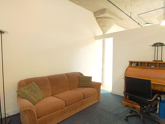 5th image of 411 W Ontario St APT 712