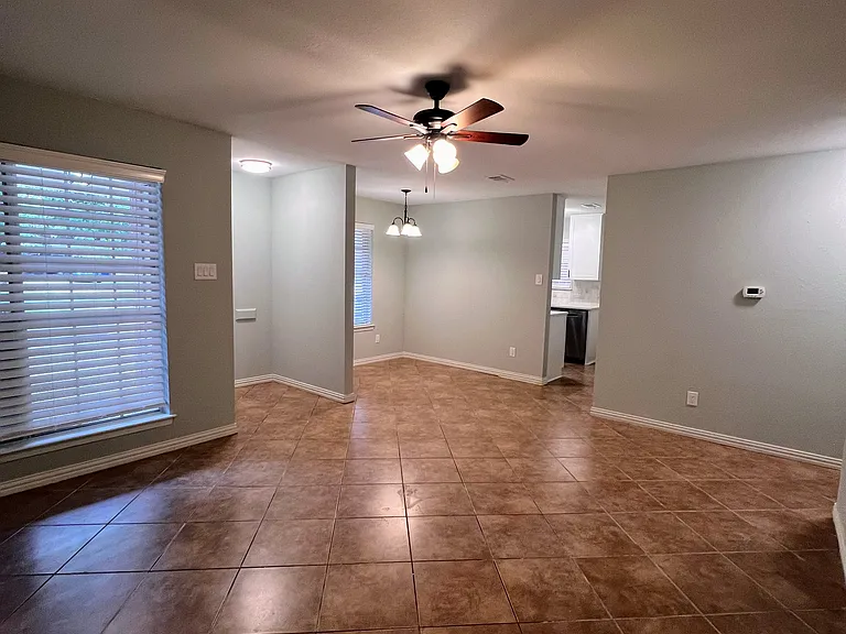 10623 Golden Quail Dr #B — Photo 6