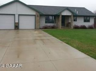 501 Hunter Ln, Garfield, MN 56332