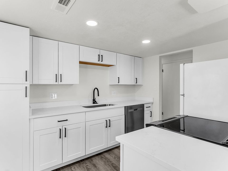 1st image of 647 S 500 W APT 8