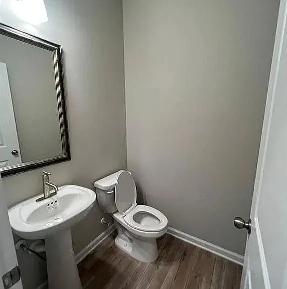 735 Brecklin Ln — Photo 24