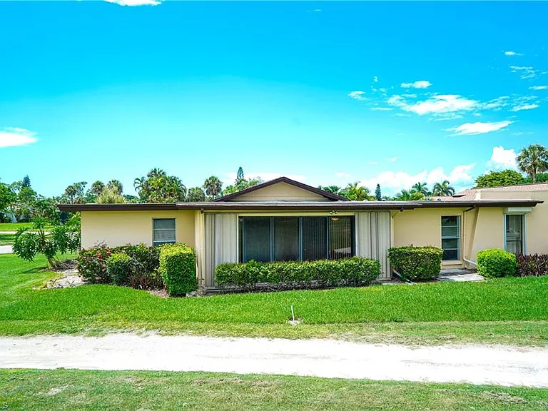 4105 Lakewood Blvd #E-18 — Photo 8