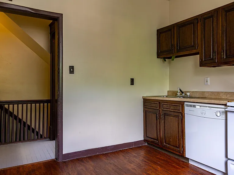 5 Terrace St #B — Photo 8