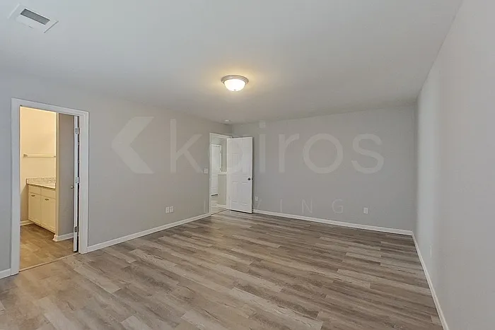 262 Christopher Street Ext — Photo 15