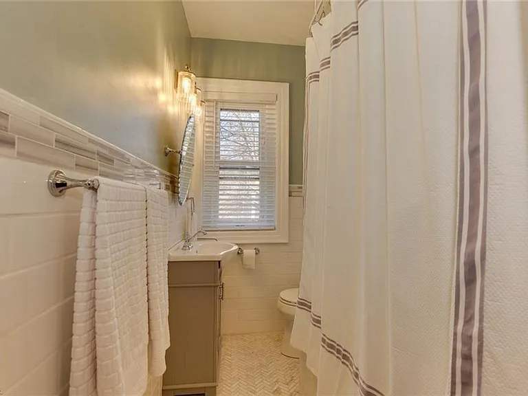 632 Redgate Ave — Photo 17
