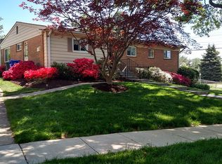 14101 London Ln, Rockville, MD 20853