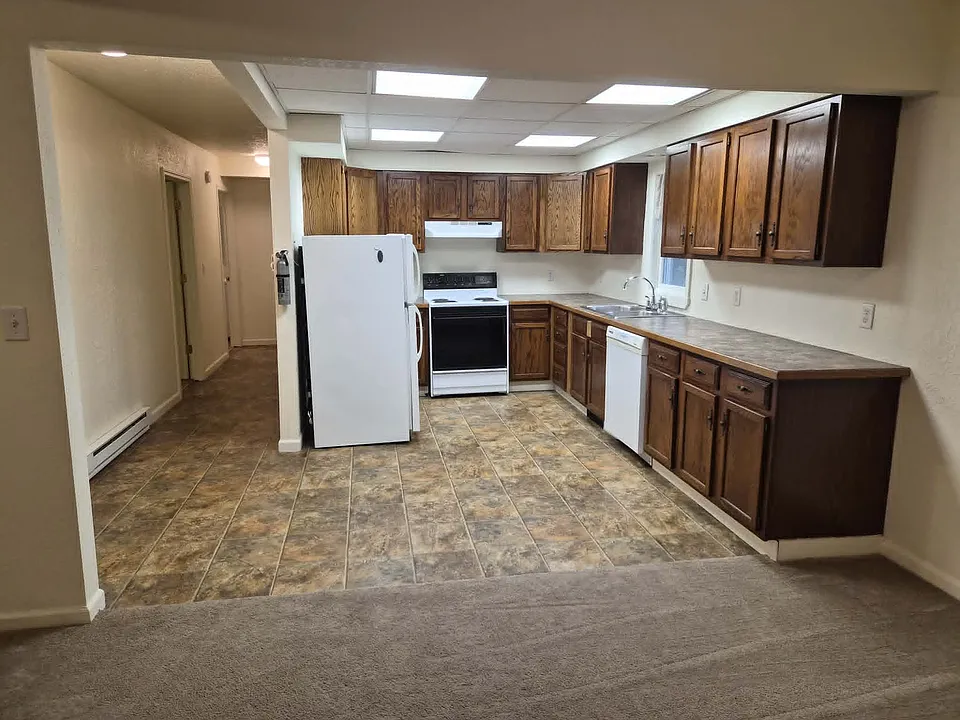 306 Ridge St #2