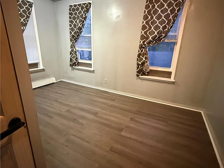 840 W Walnut St — Photo 15