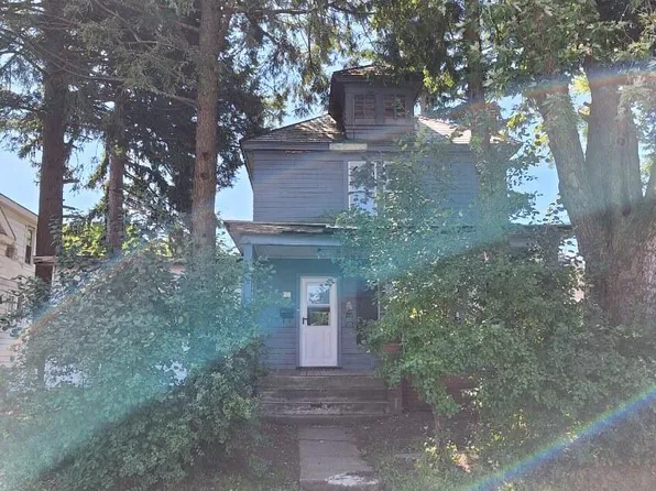 10 Warren Avenue, Troy, NY 12180