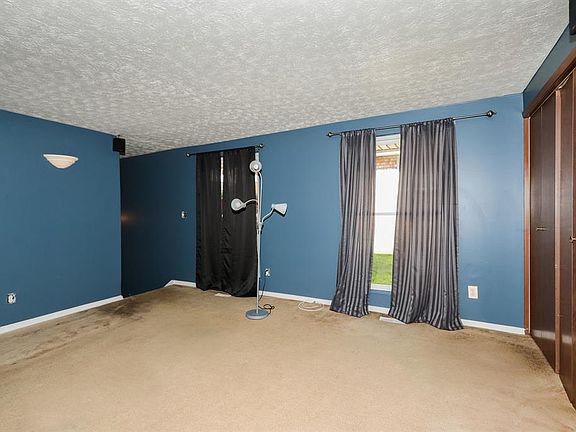 4th image of 2430 Mustang Dr
