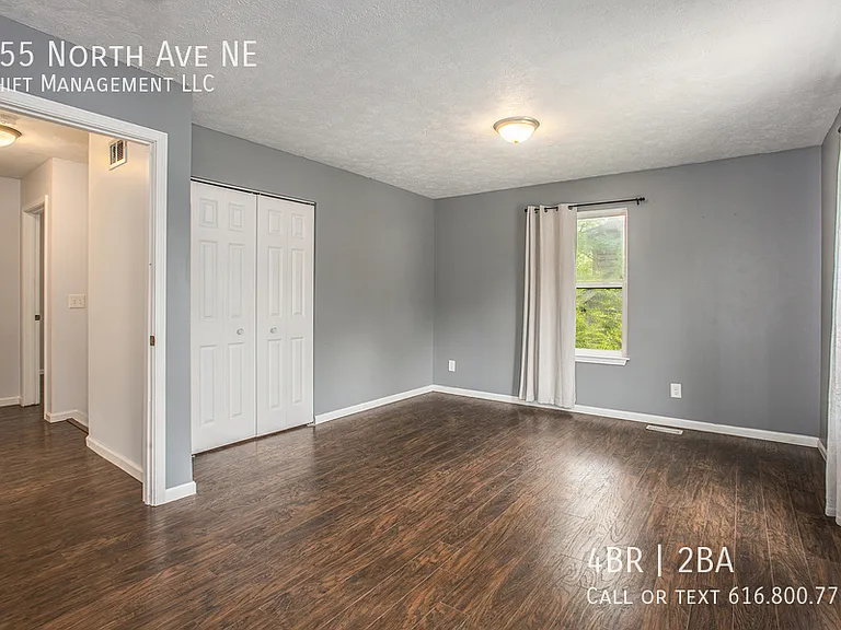 755 North Ave NE — Photo 11