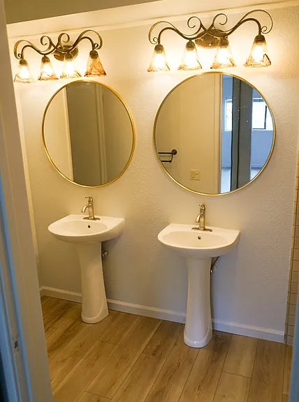 917 Torrance St #4 — Photo 4