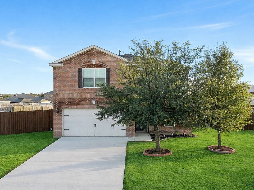1st image of 2112 Foxglove Ct