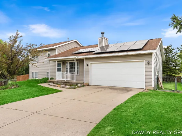 6274 Derek Dr, Hudsonville, MI 49426