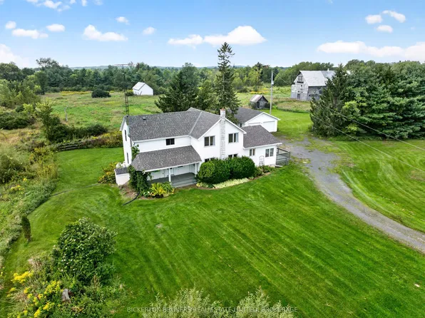 852 Kyes Rd, Leeds And The Thousand Islands, ON K0E 1L0