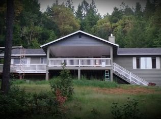 701 Round Prairie Rd, Grants Pass, OR 97543