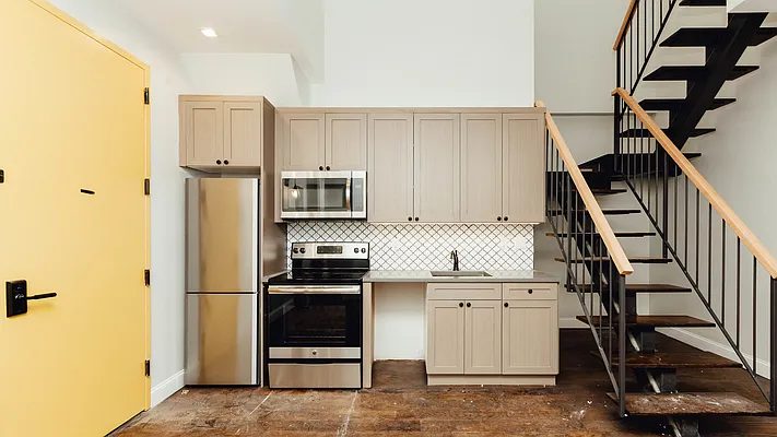 Rented by Nooklyn NYC LLC | media 41