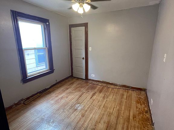 5th image of 2041 W 103rd St #2