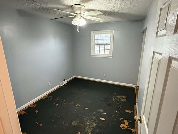2nd image of 3871 Karen Dr