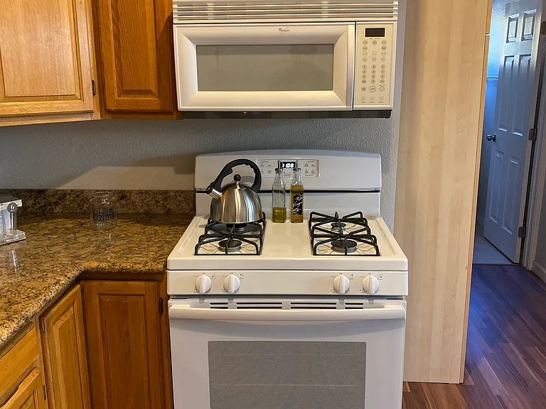Broadmoor Dr — Photo 13