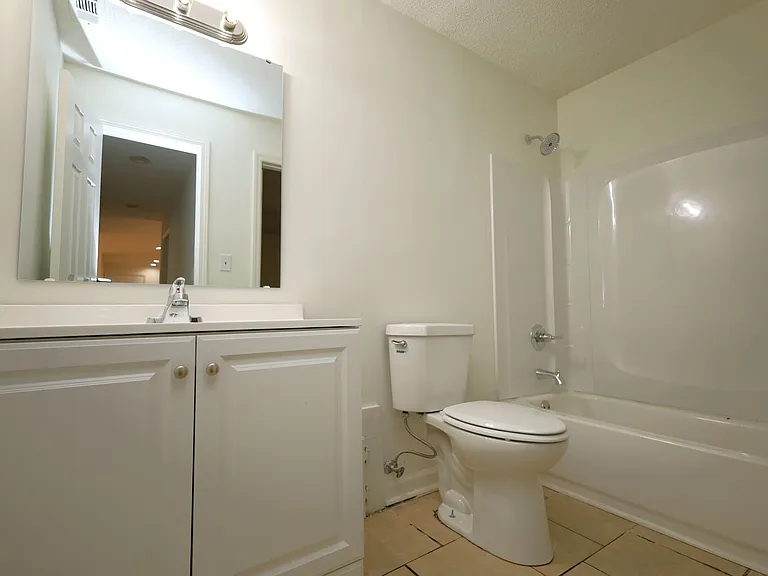 2816 Kirkwood Cir — Photo 7