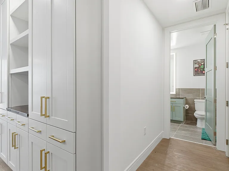 930 Commerce St #1608 — Photo 22