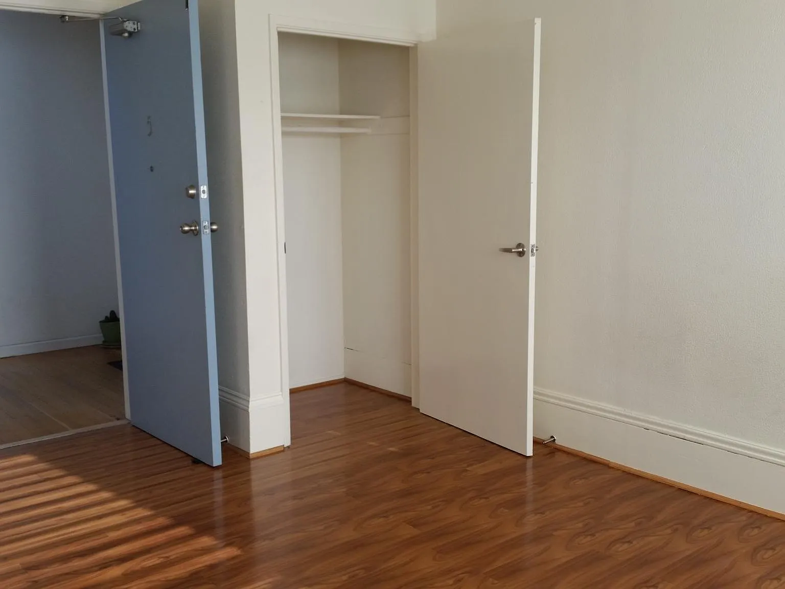 Studio, 439 sqft, $1,490 — Photo 1