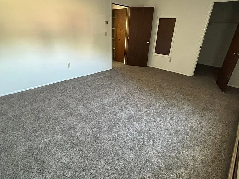 215 S 15th Ave #1-4 — Photo 32