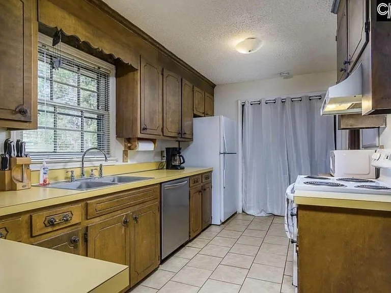 224 Woodwinds West Dr — Photo 5