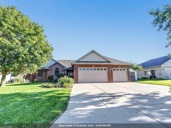 3551 Glen Abbey Dr, Green Bay, WI 54311