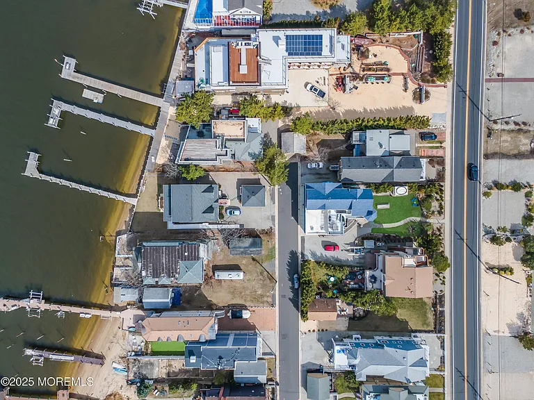 492 Ocean Ave — Photo 87