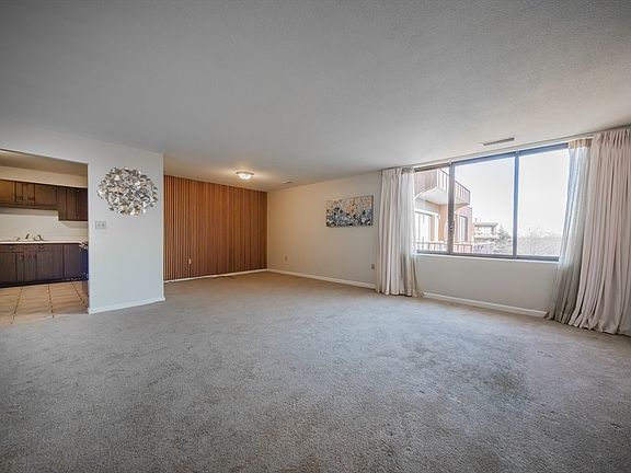 5th image of 1002 Paradise Rd APT Phe