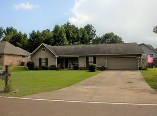 2671 Itasca Dr, Nesbit, MS 38651