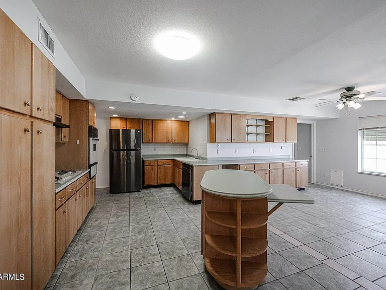 1740 E Camino Del Santo — Photo 8