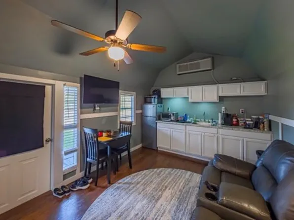 (undisclosed Address), Chula, GA 31733