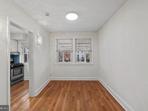 5th image of 4345 Newport Ave